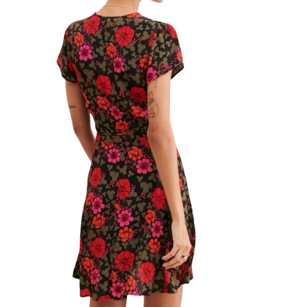 Rolla’s Cleo Rambling Floral Mini Wrap Dress size medium Black Red Pink Flowers - Picture 2 of 12